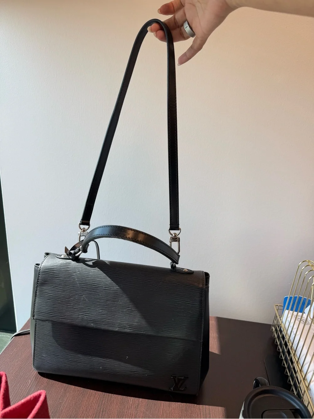 Louis Vuitton Epi Cluny MM Black